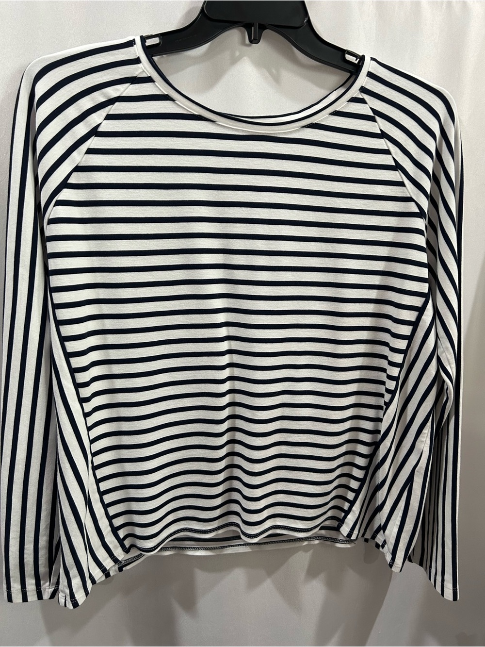3 Chico's White & Navy Striped Long-Sleeve Crewneck Top